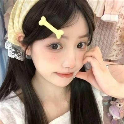怪物少女妮莫娜